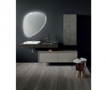 Bagno Compab con piano in rovere