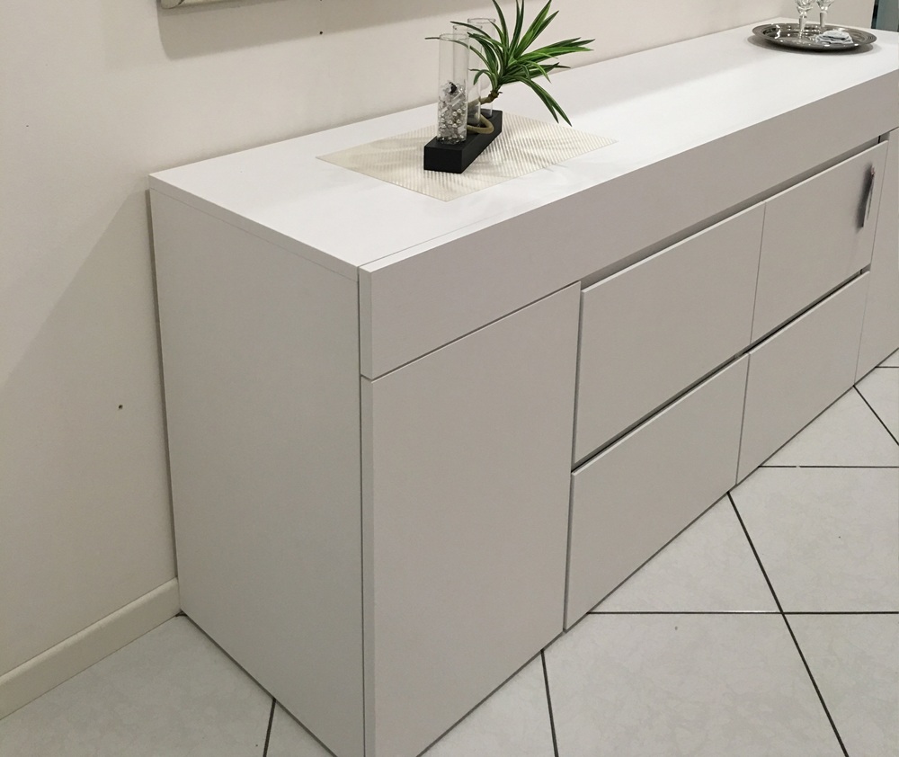 CREDENZA NESS CON TAVOLO ESTRAIBILE GARDINI CREDENZA NESS CON TAVOLO ESTRAIBILE GARDINI