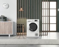 Asciugatrice a pompa di calore Hotpoint a libera installazione A++, 7 kg - NTM1172WKIT