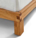 Letto legno massello Malatesta, giroletto o testata